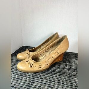Tan Wedges- Size: 10